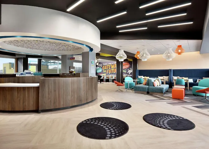 Tru By Hilton Webster Houston Nasa